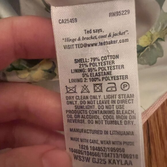 Gwen Stacy Pink Jacket - Picture 11 of 11